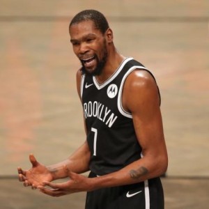 KD结束隔离正式归队 明日重返金州挑战库里